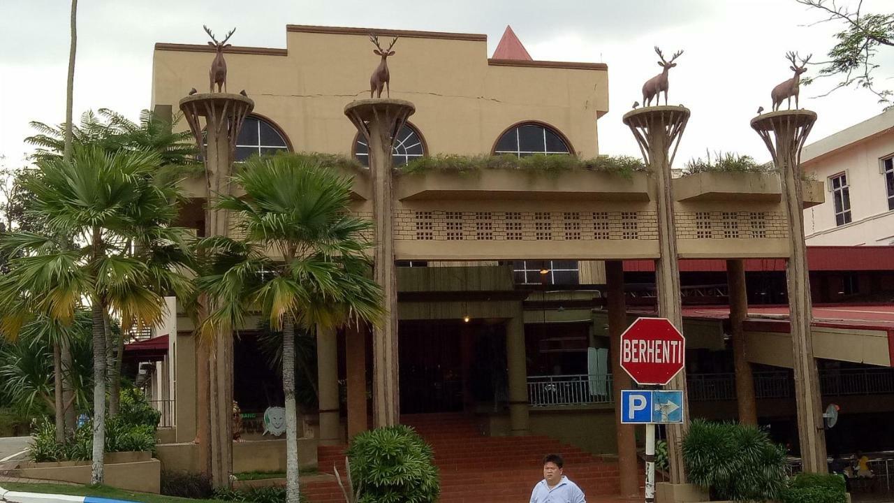 Homemuslim Gambang Kampong Pohoi Exterior photo